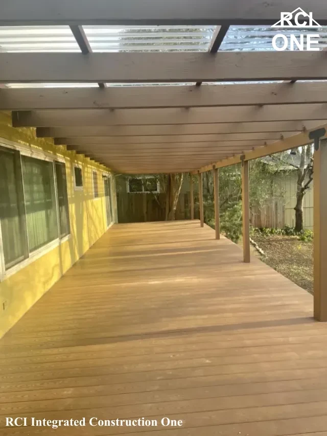 Backyard Patio with Pergola Roof