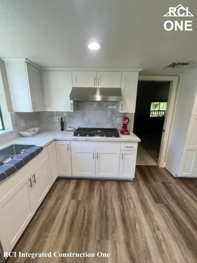 Modern White Kitchen Interior Design