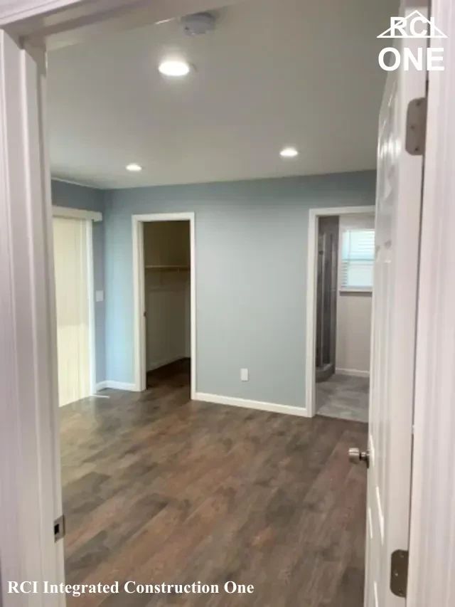 Newly Renovated Empty Room with Closet