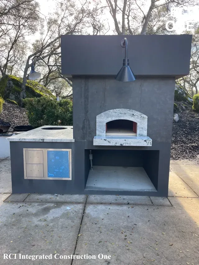 Outdoor Stone Pizza Oven with Light